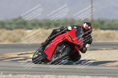 media/Oct-13-2025-Moto Forza (Mon) [[a66d839500]]/2-A Group/Session 3 (Turn 16)/